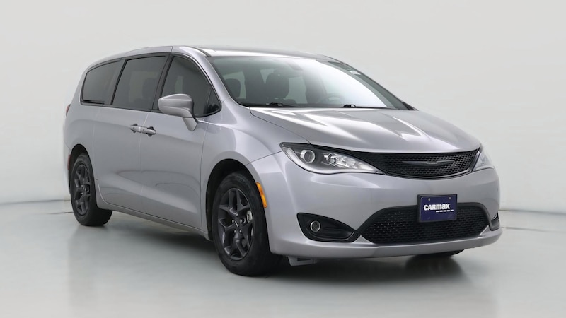 2020 Chrysler Pacifica Touring Hero Image