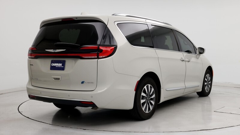 2021 Chrysler Pacifica Hybrid Limited 8