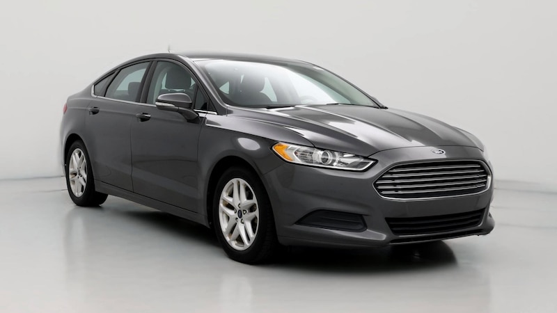 2015 Ford Fusion SE Hero Image