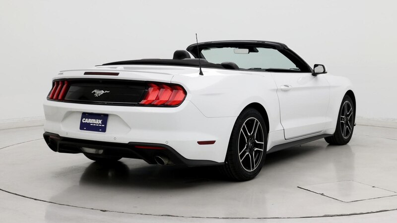 2022 Ford Mustang  8