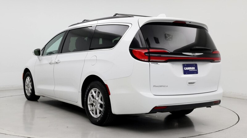 2022 Chrysler Pacifica Touring L 2