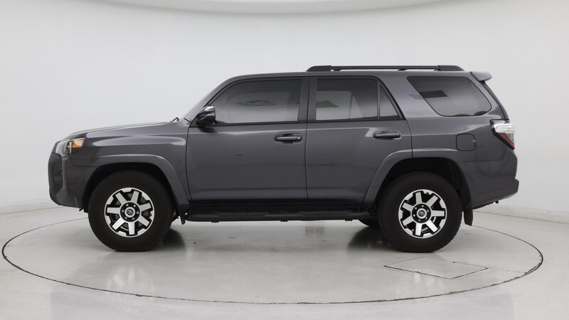 2021 Toyota 4Runner SR5 3