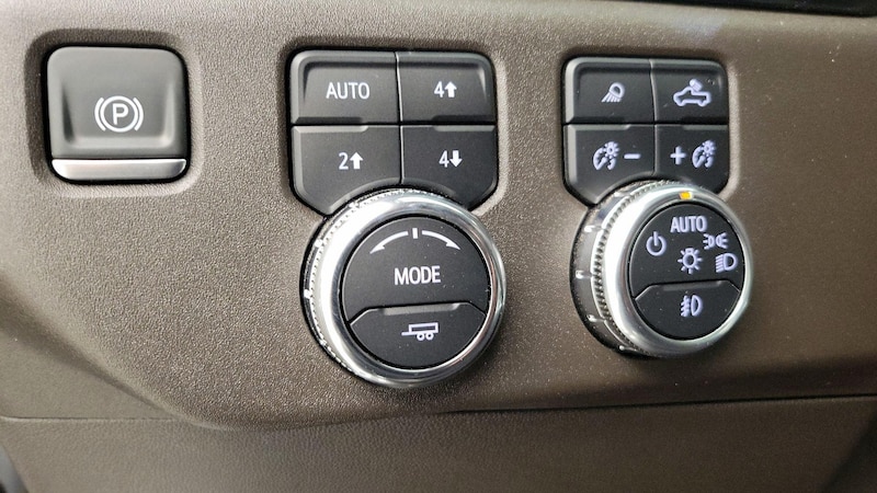 2024 GMC Sierra 1500 SLT 13
