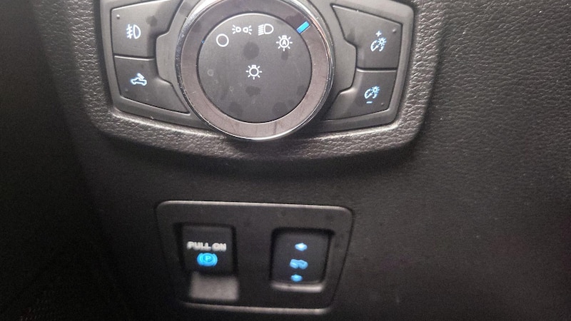 2019 Ford F-150 XLT 13