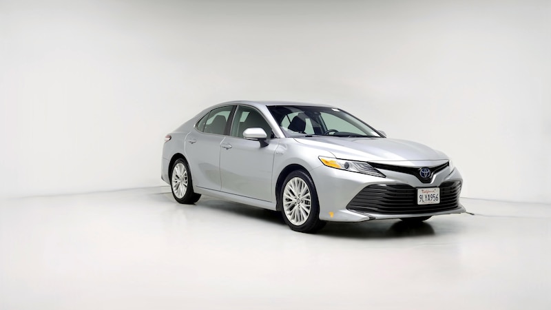 2019 Toyota Camry XLE Hero Image