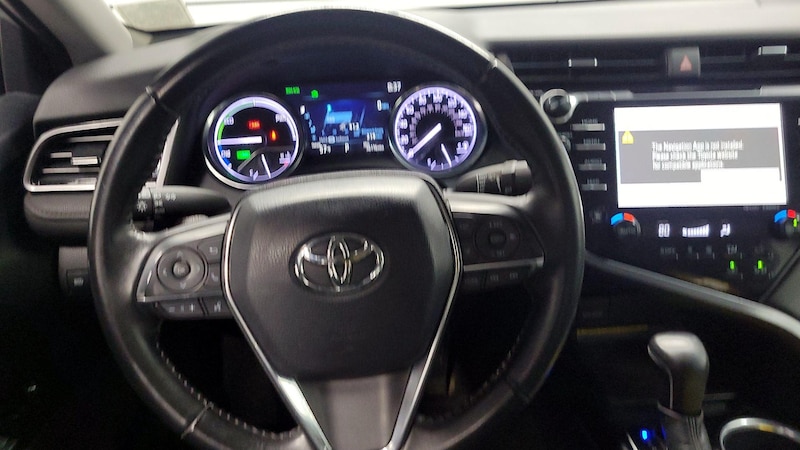 2019 Toyota Camry XLE 10