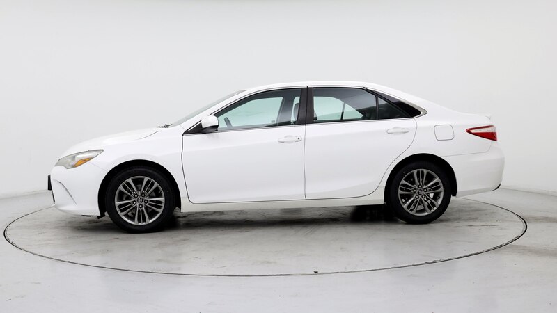 2017 Toyota Camry SE 3