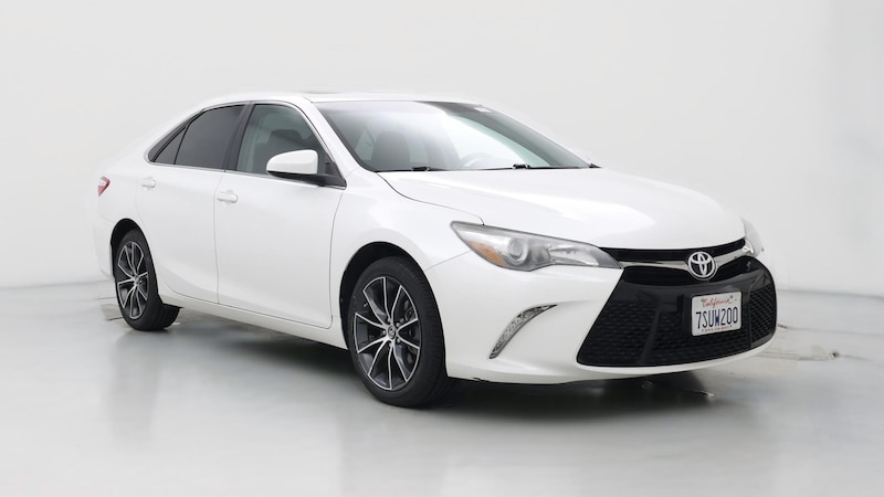 2016 Toyota Camry XSE Hero Image