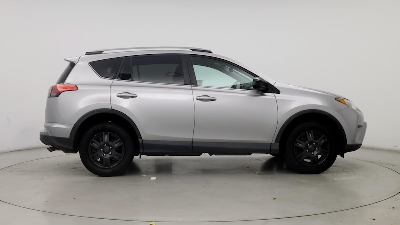 2017 Toyota RAV4 LE 7