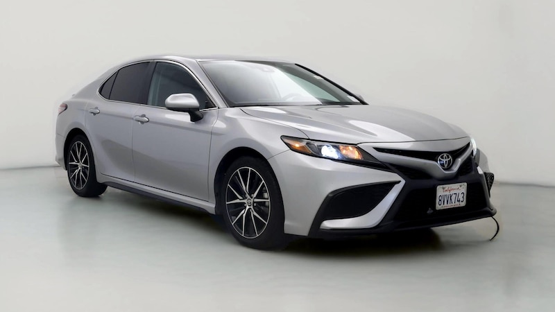 2021 Toyota Camry SE Hero Image