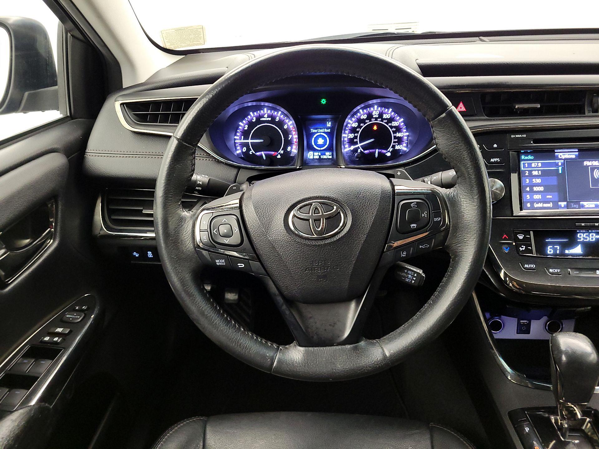 Thumbnail: 2018 Toyota Avalon - 10