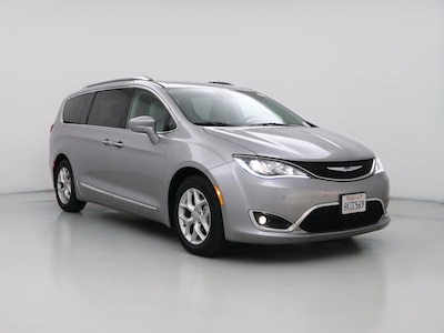 2018 Chrysler Pacifica Touring L -
                Riverside, CA