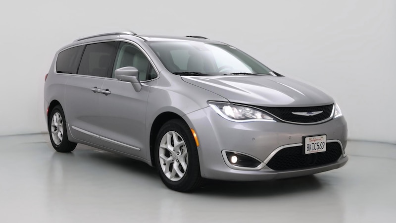 2018 Chrysler Pacifica Touring L Hero Image