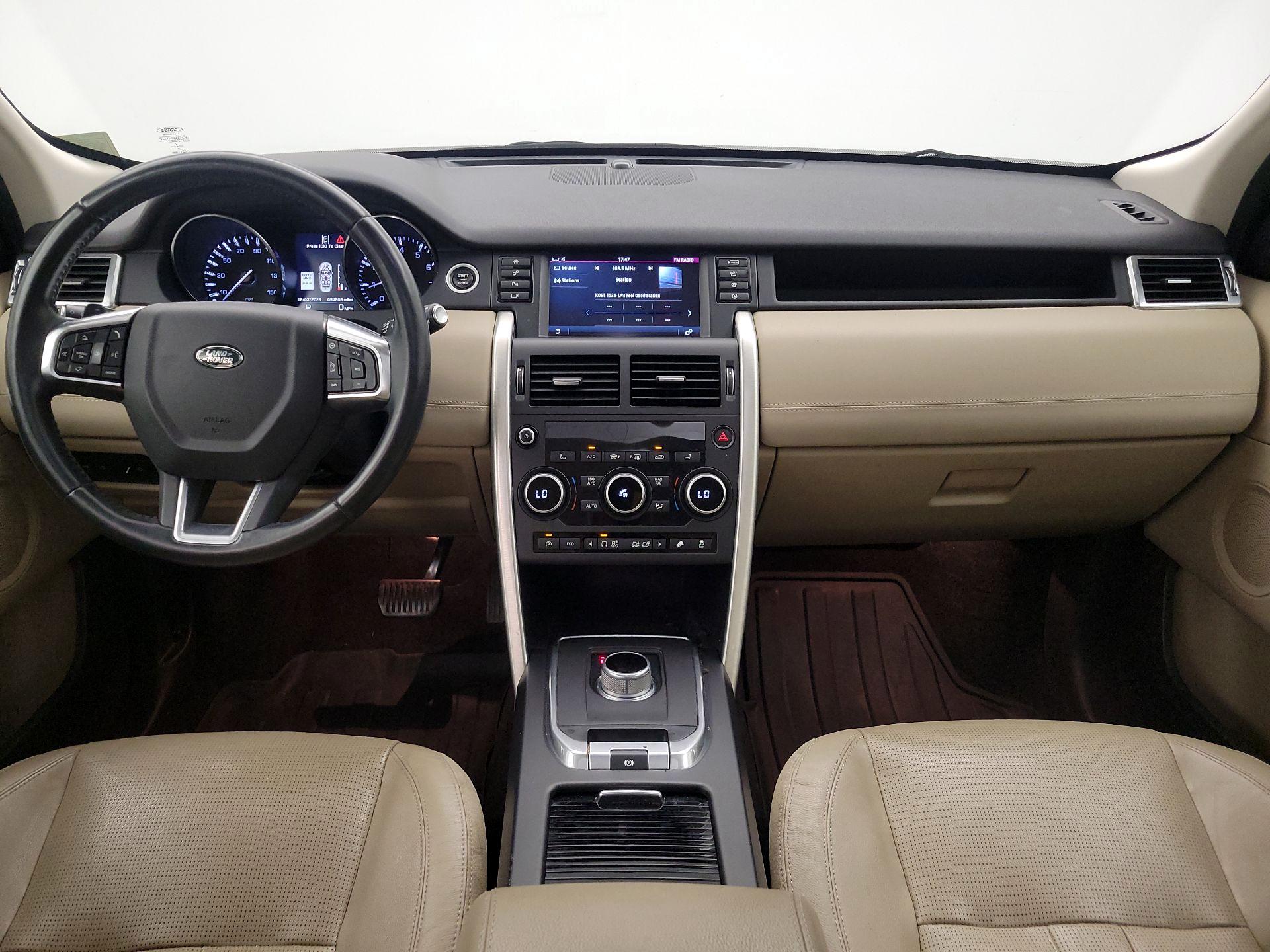 Thumbnail: 2016 Land Rover Discovery Sport - 9