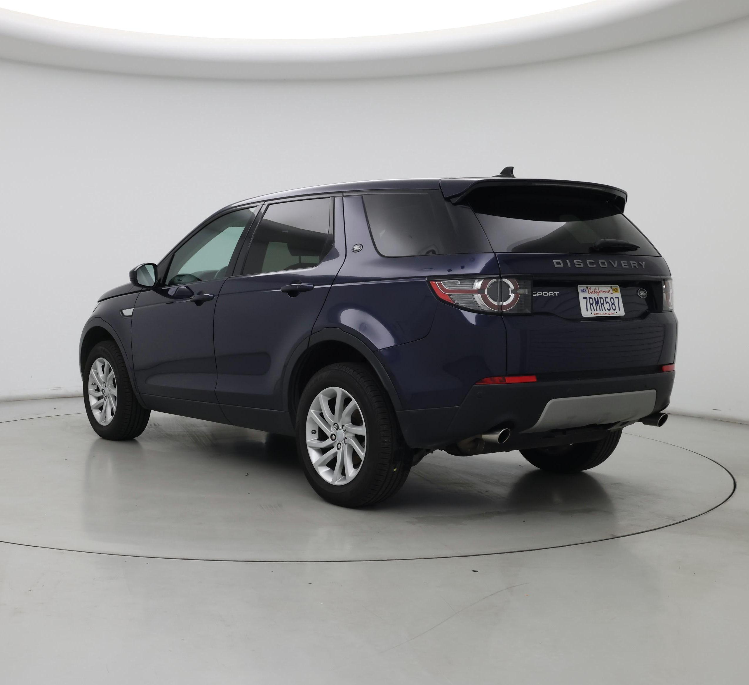 Thumbnail: 2016 Land Rover Discovery Sport - 2
