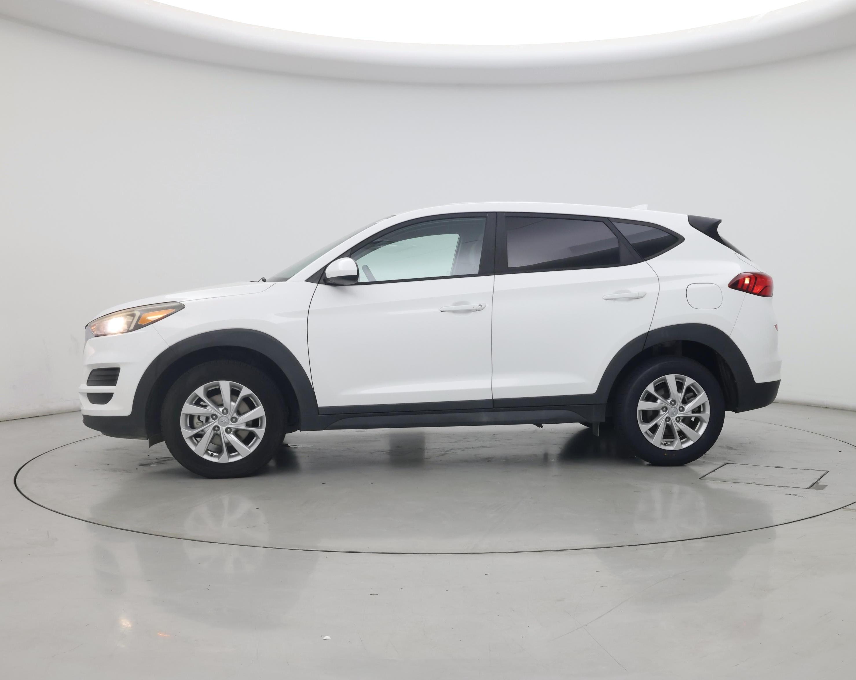 Thumbnail: 2019 Hyundai Tucson - 3