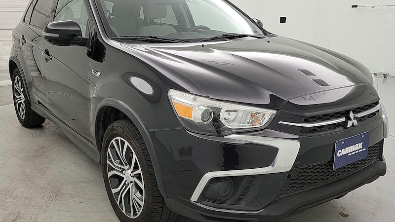 2019 Mitsubishi Outlander Sport ES Hero Image