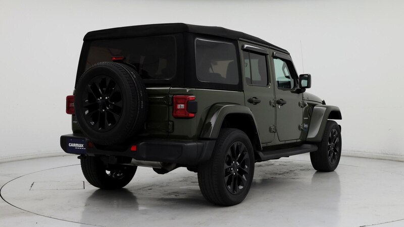 2021 Jeep Wrangler Unlimited Sahara 8