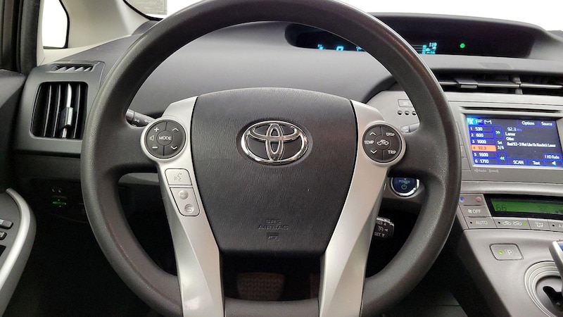 2015 Toyota Prius Three 10