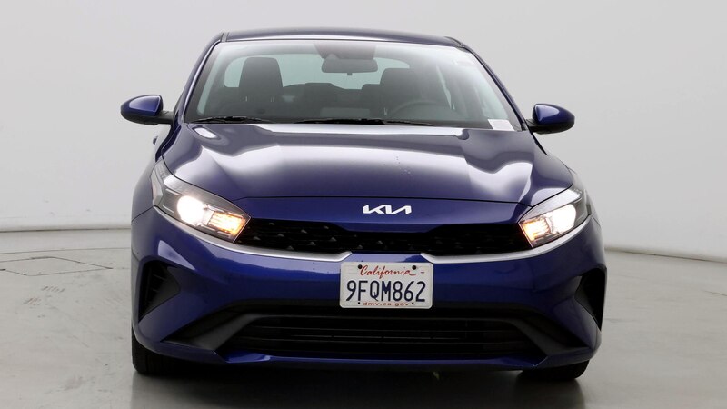 2023 Kia Forte LXS 5