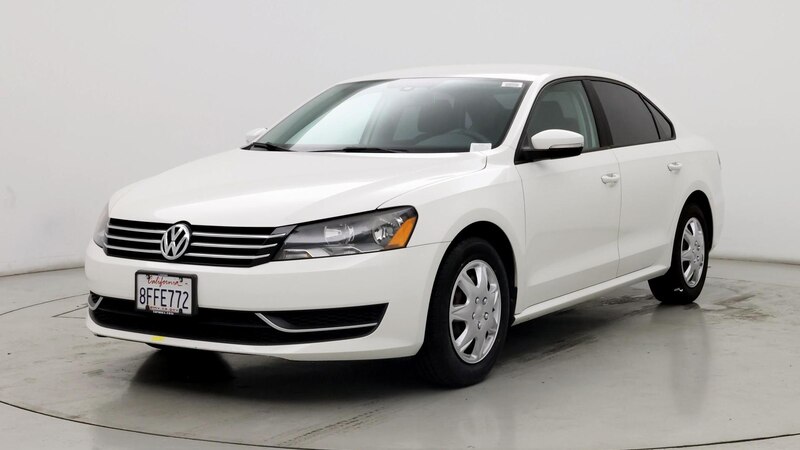 2015 Volkswagen Passat S 4