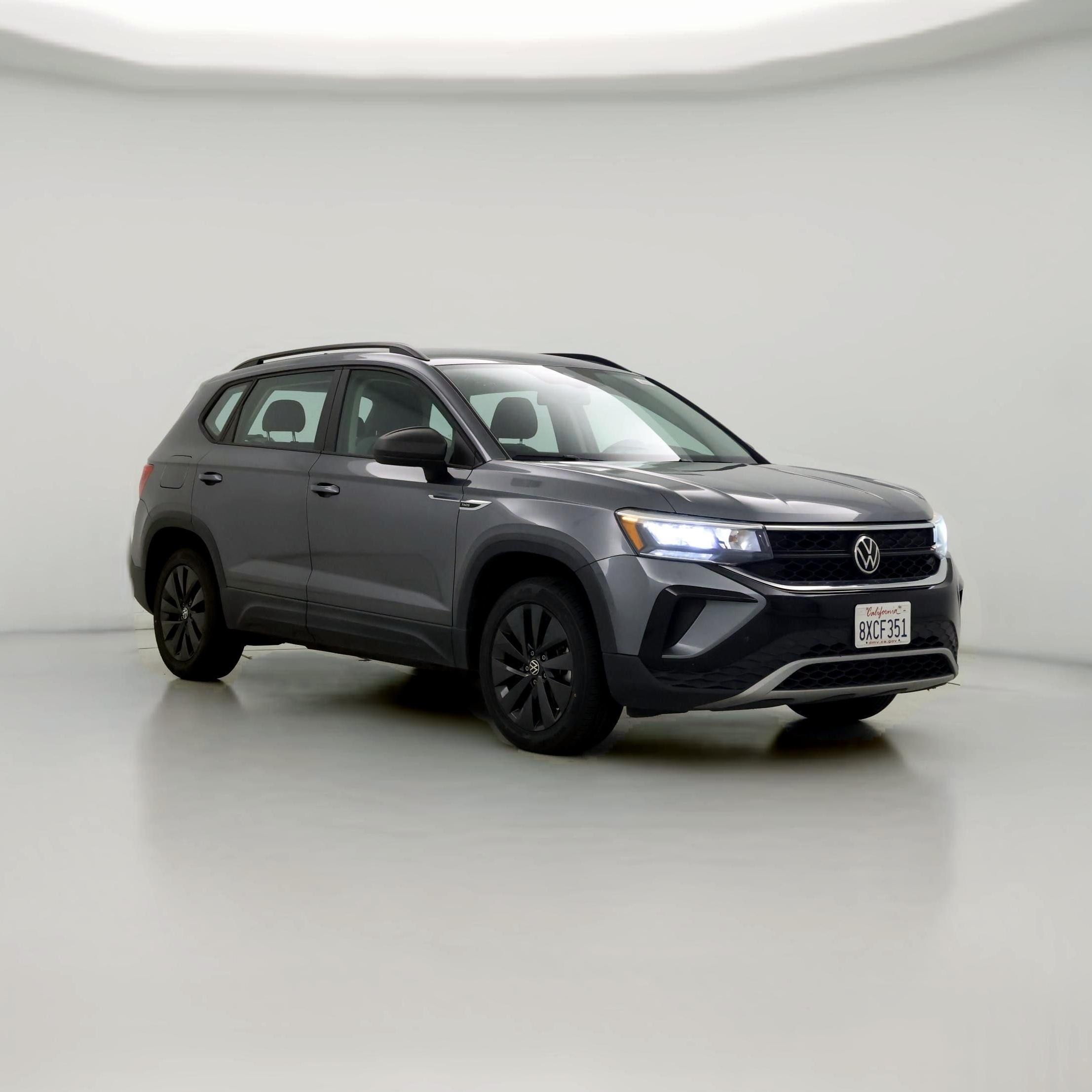 Thumbnail: 2022 Volkswagen Taos - 1