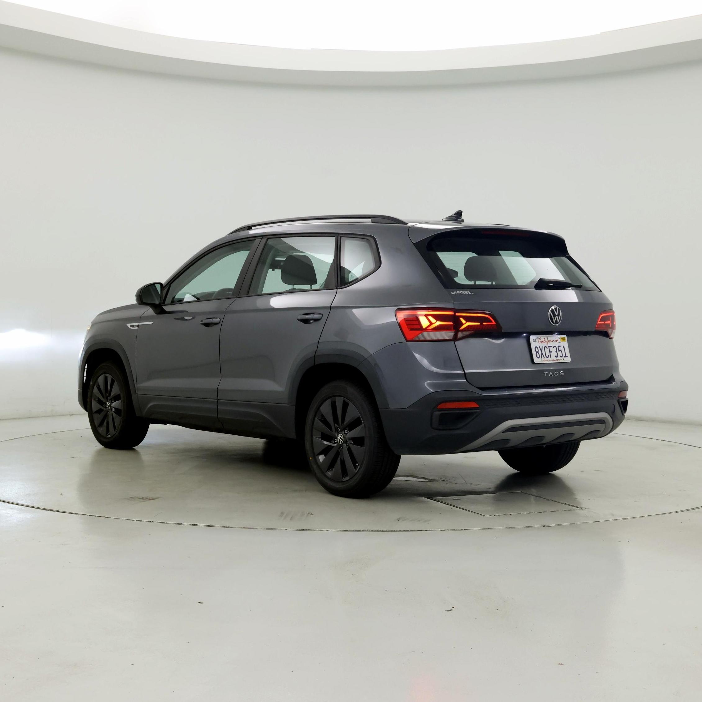 Thumbnail: 2022 Volkswagen Taos - 2