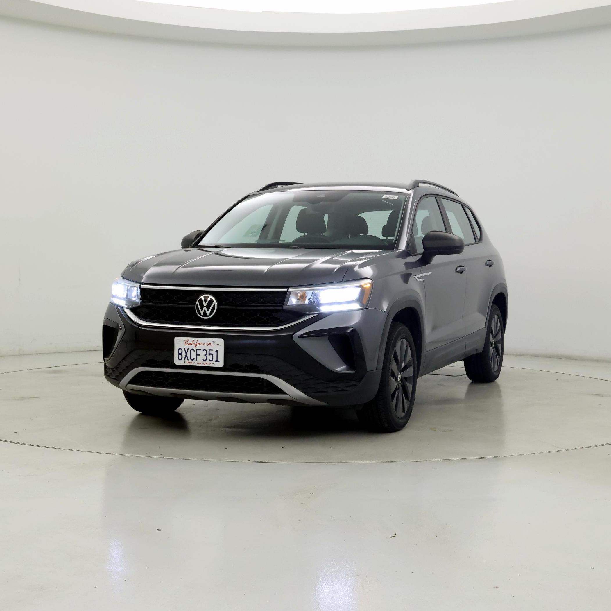 Thumbnail: 2022 Volkswagen Taos - 4