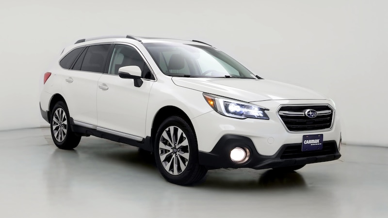 2019 Subaru Outback 2.5i Touring Hero Image