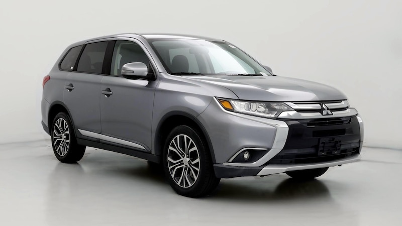 2018 Mitsubishi Outlander SE Hero Image