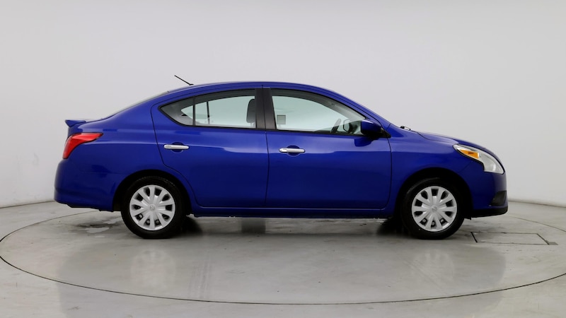 2017 Nissan Versa SV 7