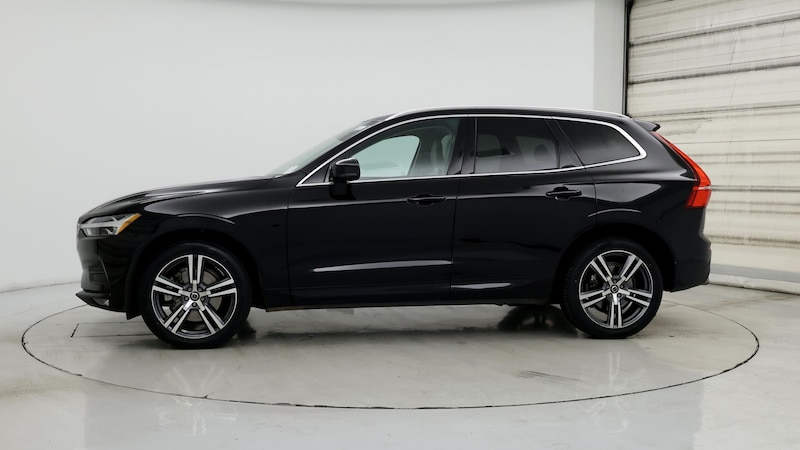 2021 Volvo XC60 T6 Momentum 3