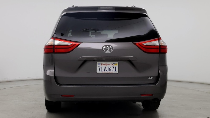 2015 Toyota Sienna LE 6