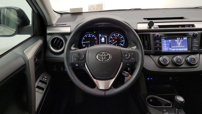 2017 Toyota RAV4 LE 10