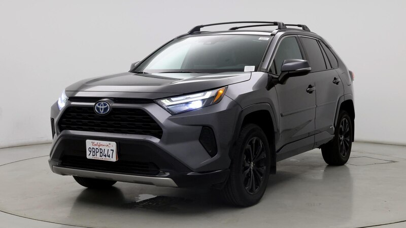 2022 Toyota RAV4 SE 4