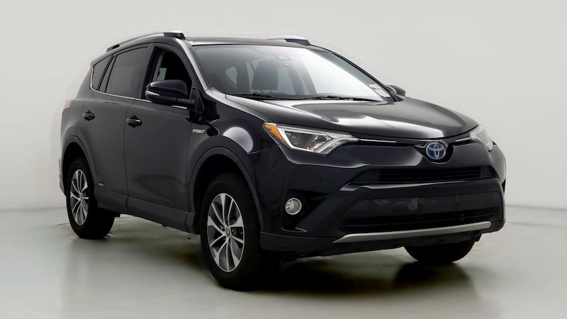 2016 Toyota RAV4 XLE Hero Image