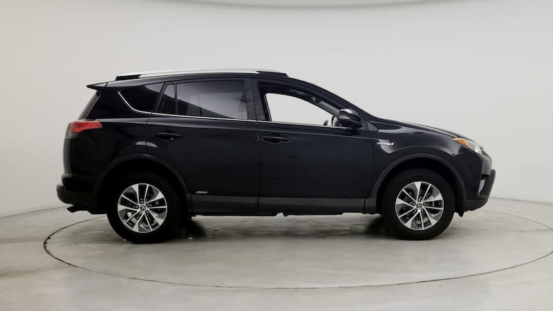 2016 Toyota RAV4 XLE 7