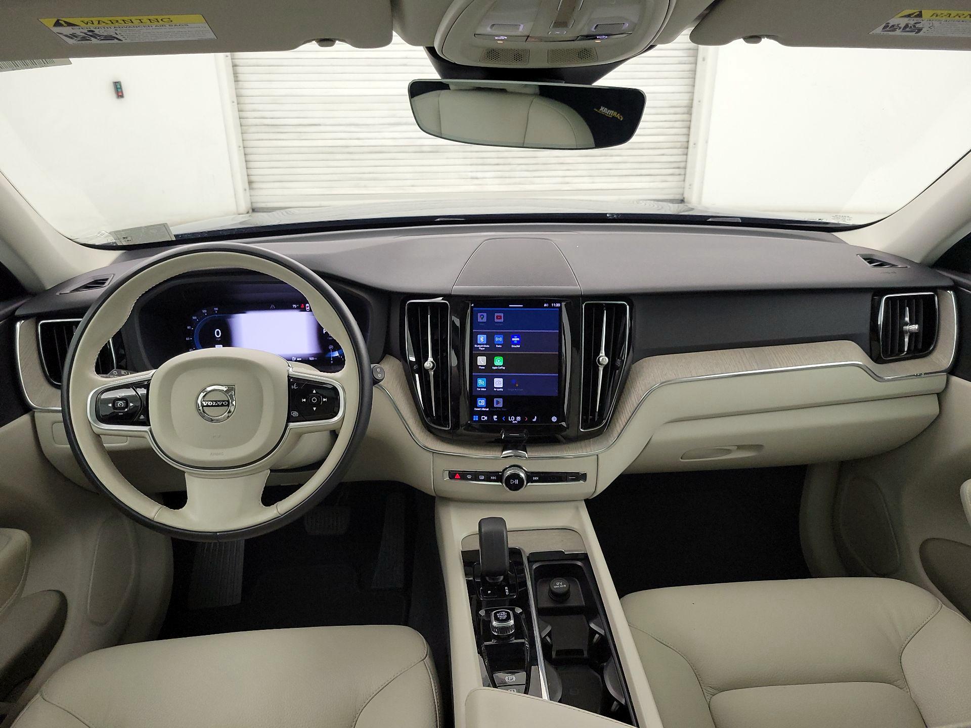 Thumbnail: 2023 Volvo XC60 - 9