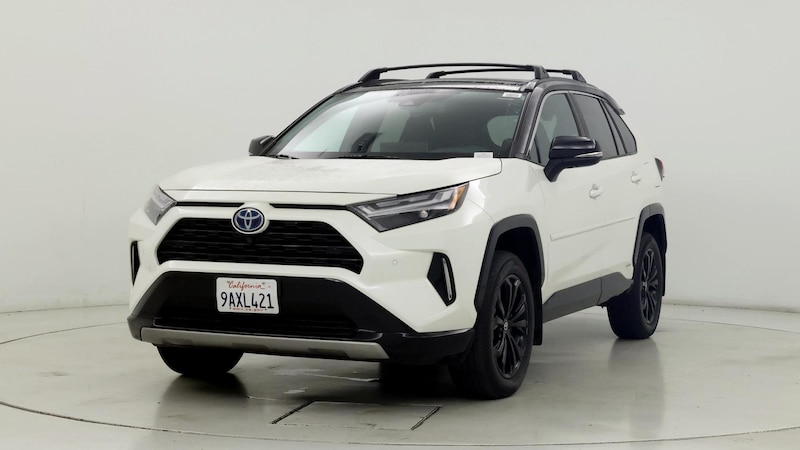 2022 Toyota RAV4 XSE 4