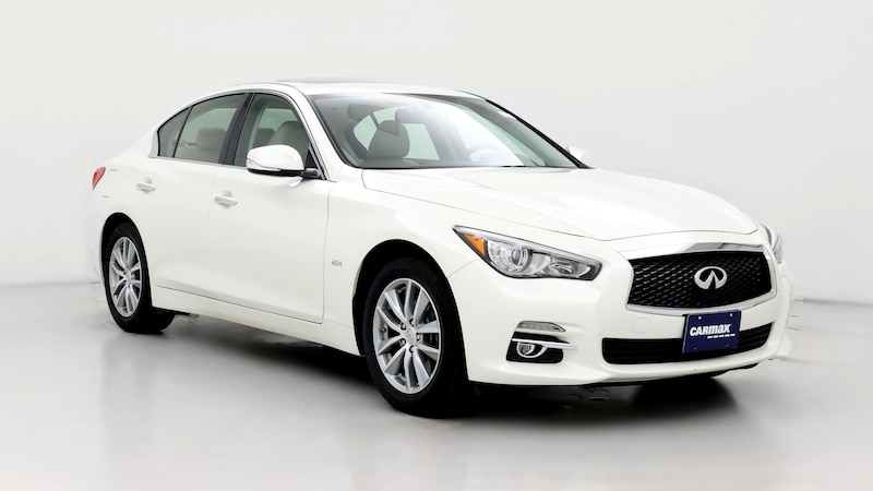 2016 INFINITI Q50 Premium Hero Image