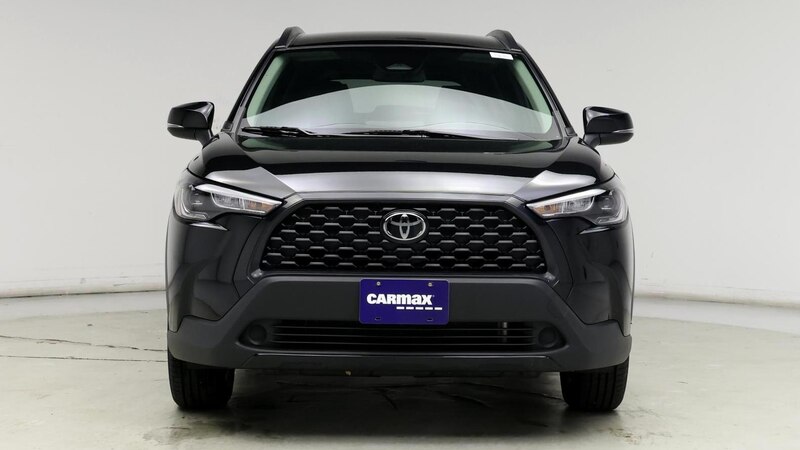 2023 Toyota Corolla Cross LE 5