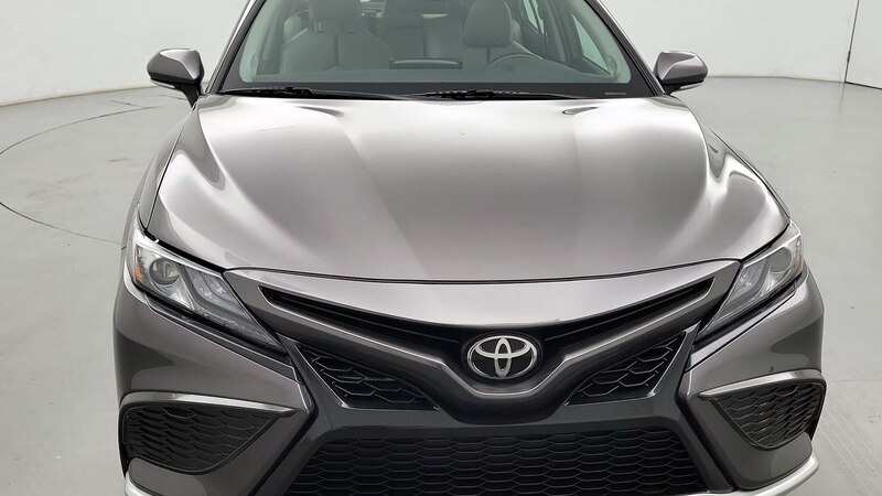 2022 Toyota Camry XSE 2