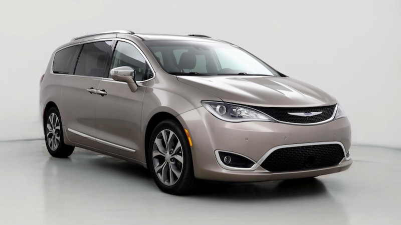 2018 Chrysler Pacifica Limited Hero Image