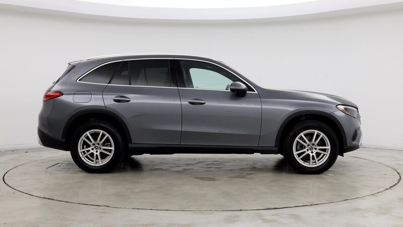 2023 Mercedes-Benz GLC 300 7