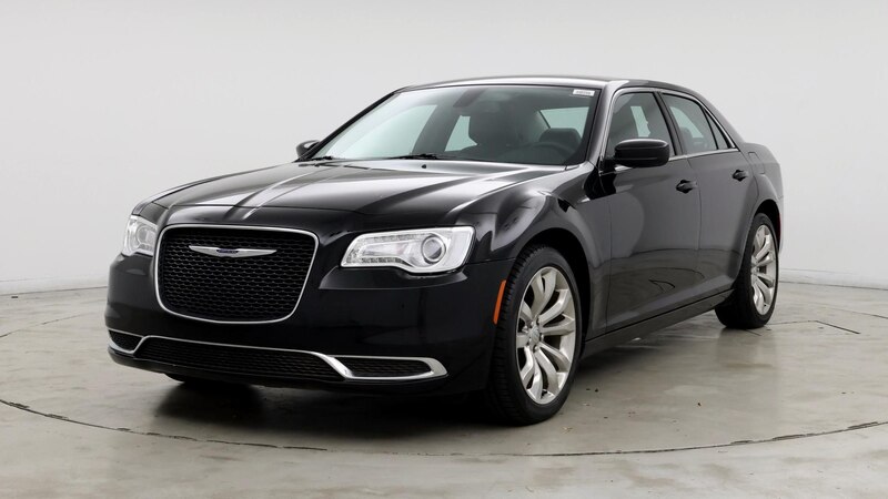 2019 Chrysler 300 Touring 4