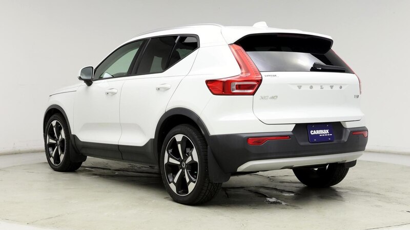 2019 Volvo XC40 T5 Momentum 2