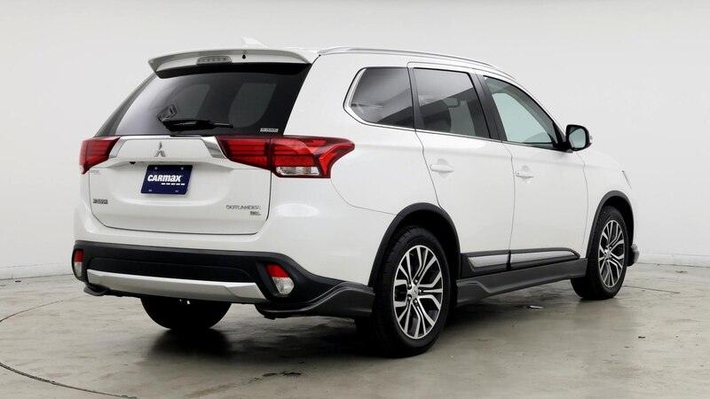 2017 Mitsubishi Outlander SE 8