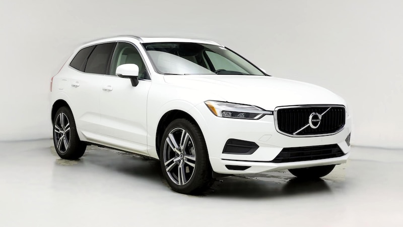 2020 Volvo XC60 T5 Momentum Hero Image