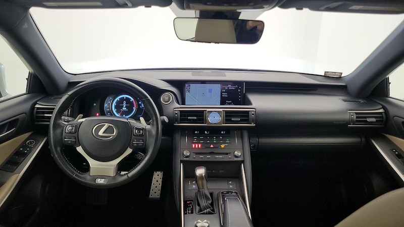 2019 Lexus IS 300 9