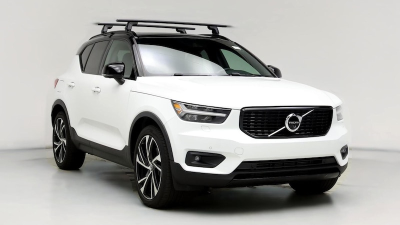 2021 Volvo XC40 T5 R-Design Hero Image